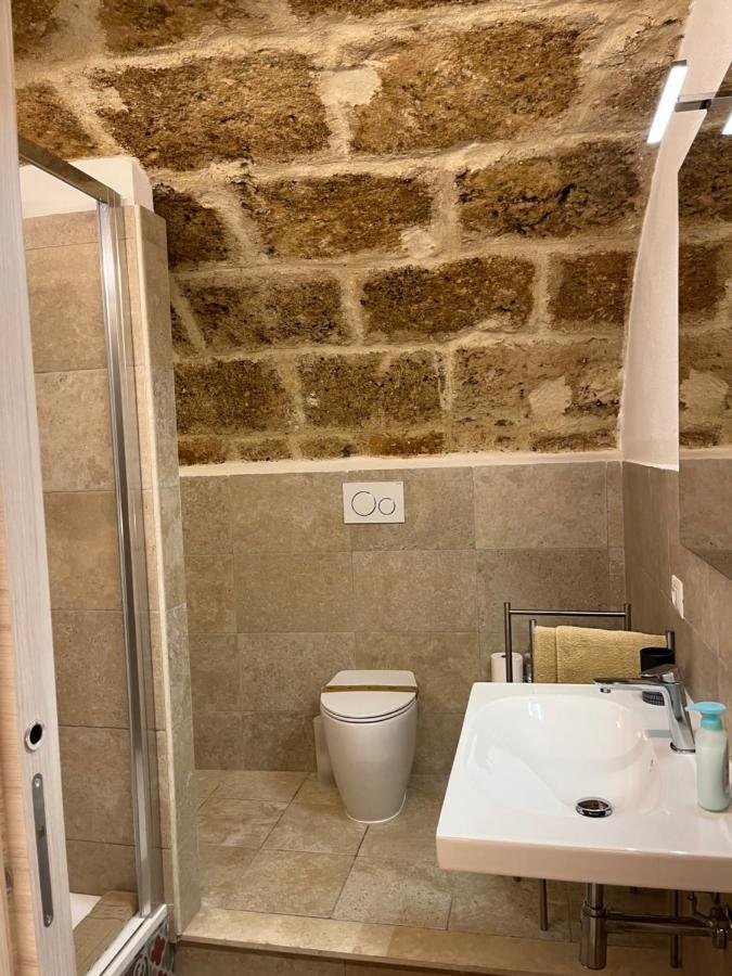 Poma De Casa - Carrer De Pa I Algua * Alghero
