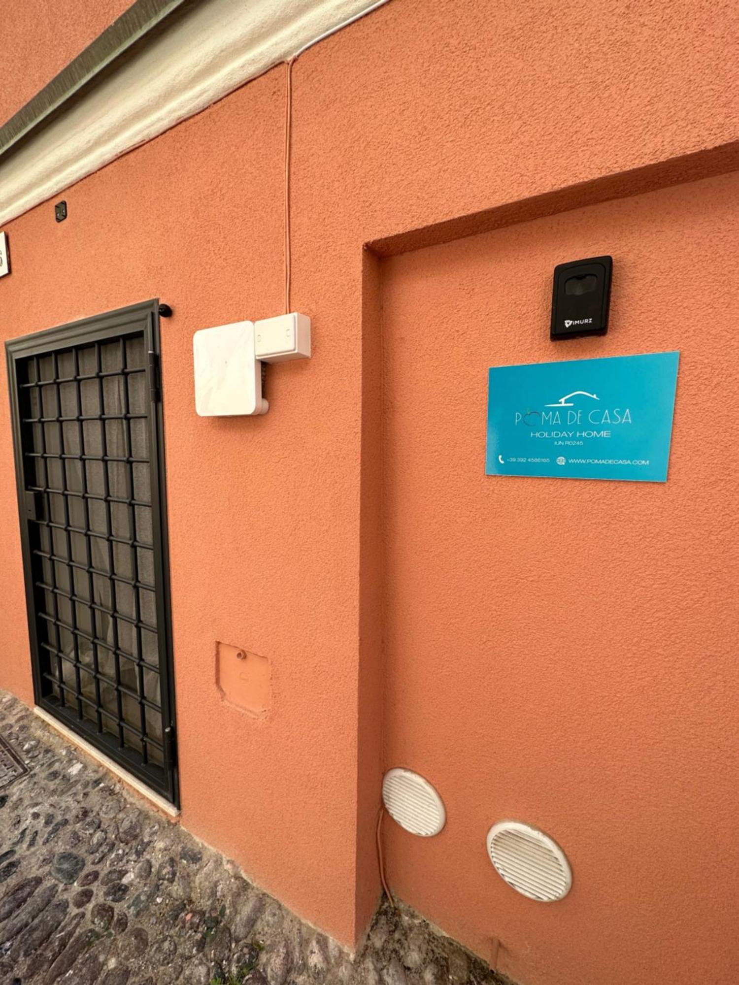 Poma De Casa - Carrer De Pa I Algua *